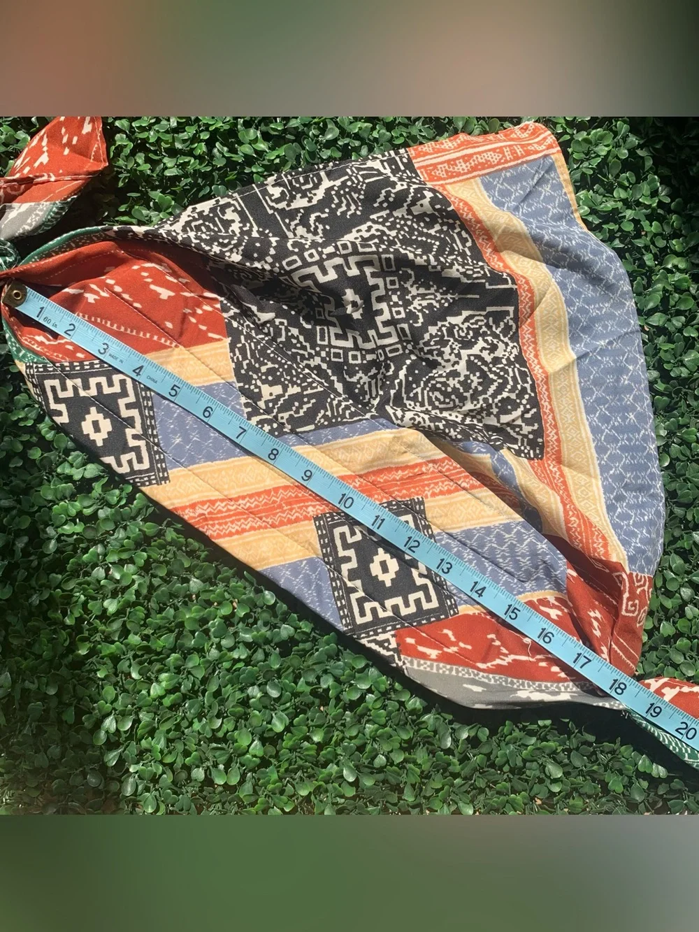 Vintage 70s Southwest Earth Tone Bandana Vibe quilted headkerchief headscarf